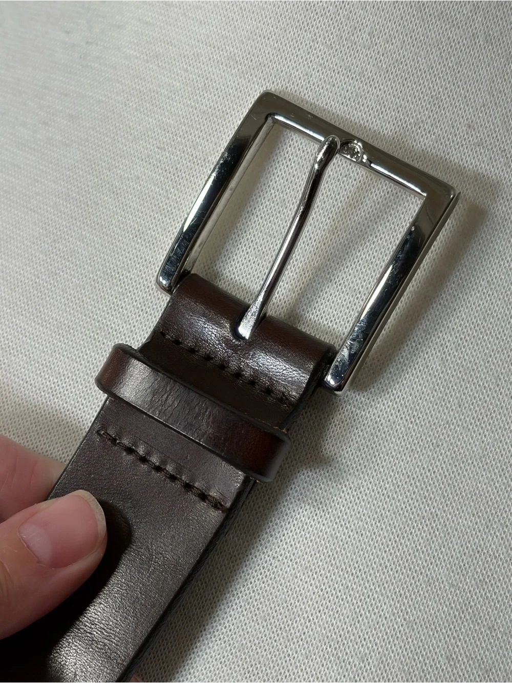 Banana Republic Men's Brown Leather Belt with Silver Buckle 34